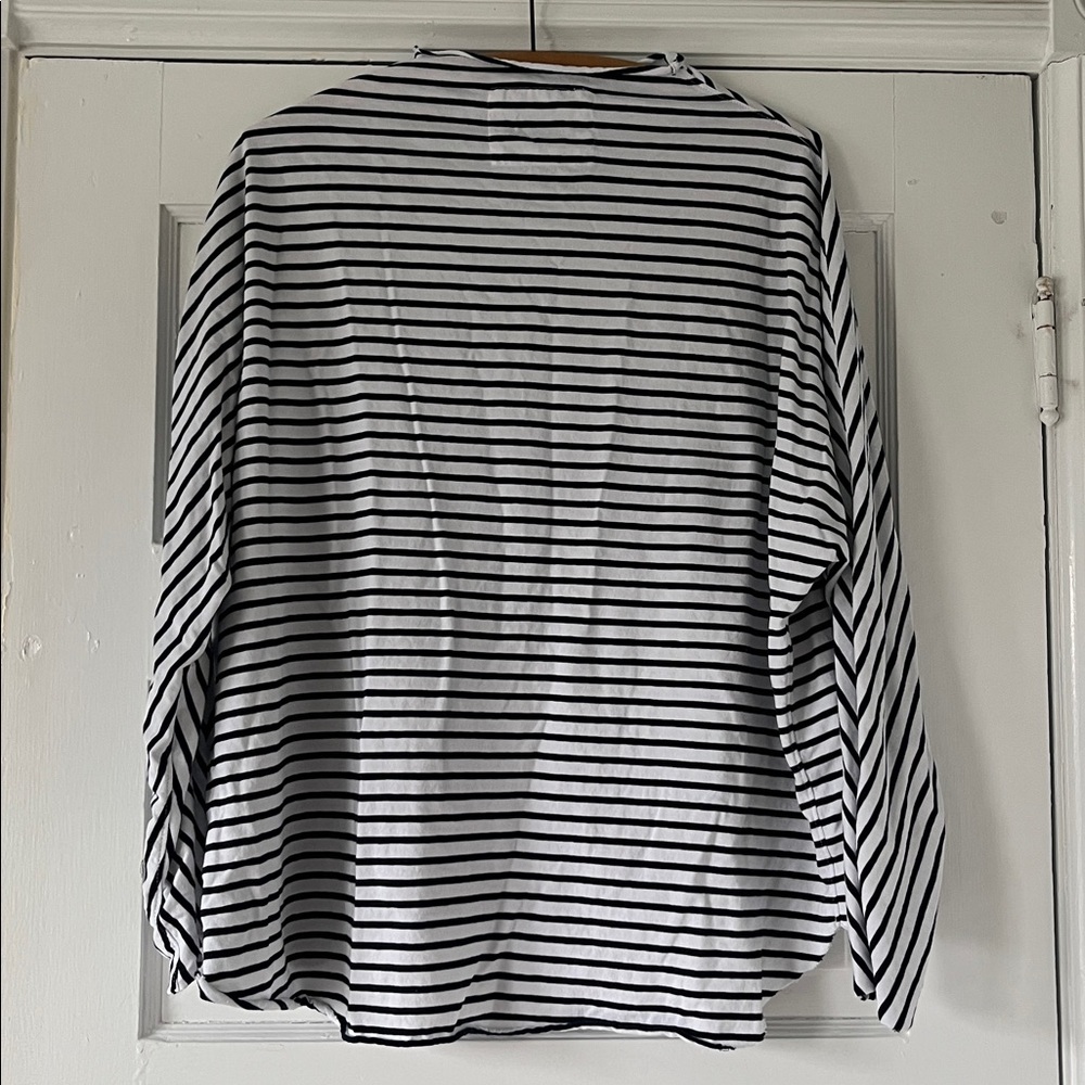 Frank & Eileen Top Size Medium - Picture 5 of 9